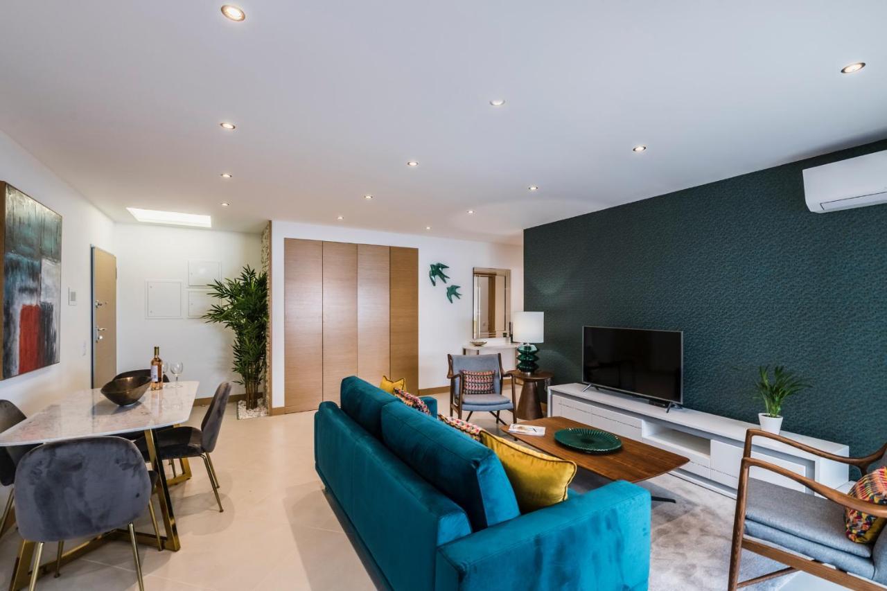 Coolhouses Lagos, 2 Bed Stylish City Flat, Rooftop Shared Pool, Clayheart Zewnętrze zdjęcie
