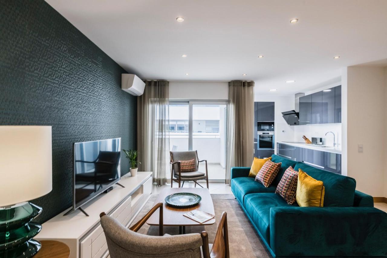 Coolhouses Lagos, 2 Bed Stylish City Flat, Rooftop Shared Pool, Clayheart Zewnętrze zdjęcie
