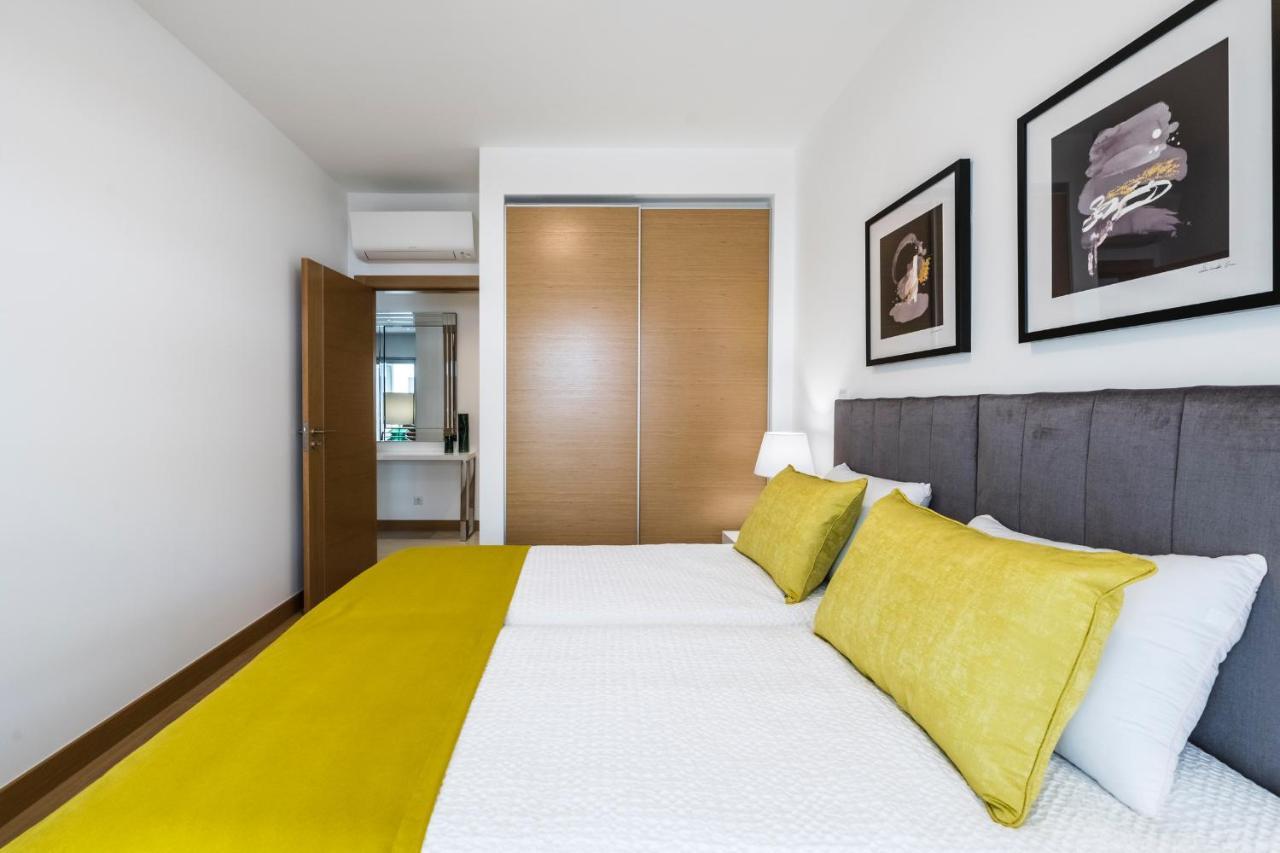 Coolhouses Lagos, 2 Bed Stylish City Flat, Rooftop Shared Pool, Clayheart Zewnętrze zdjęcie